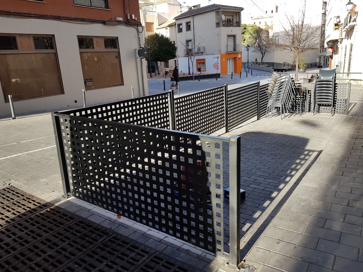 Hierro Barandillas, balcones, escaleras